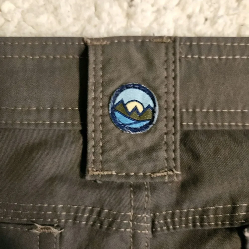 Wrangler Outdoor Cargo Hiking Pants Men's Grey Size 32x32 Lightweight Utility